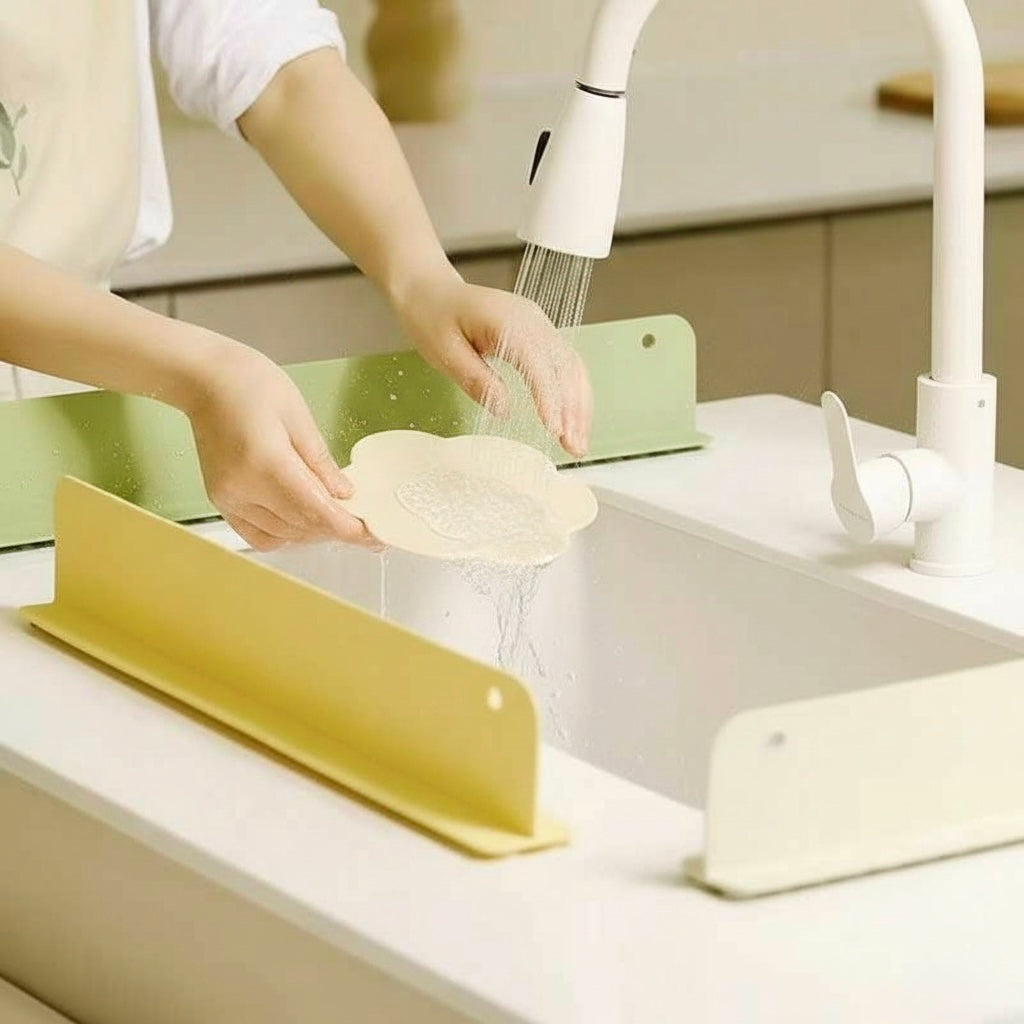 Kitchen Sink Water Splash Guard 